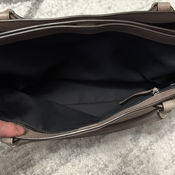 Coach Borough Bag Medium NWOT - Picture 10 of 15